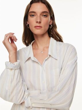 Aritzia Wilfred Free Relaxed Linen Shirt in Eden Blue / Birch
